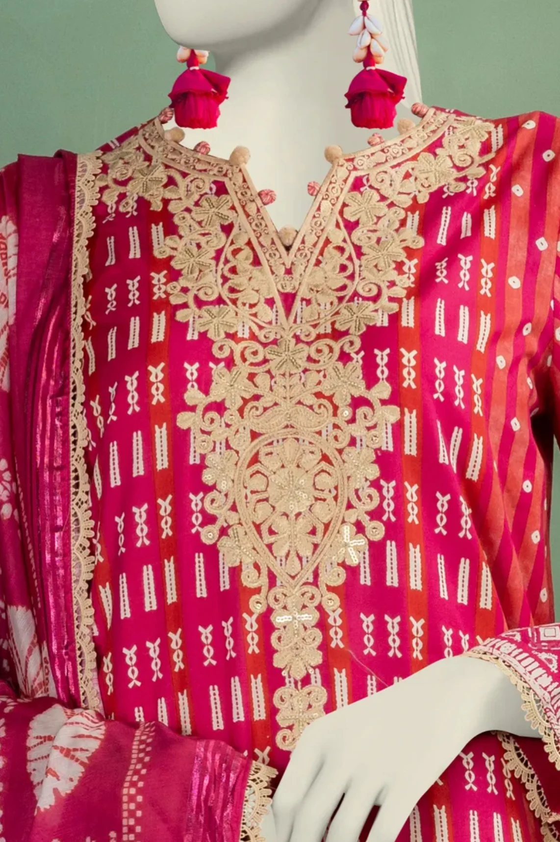 3 pc Embroidered Lawn - Image 3