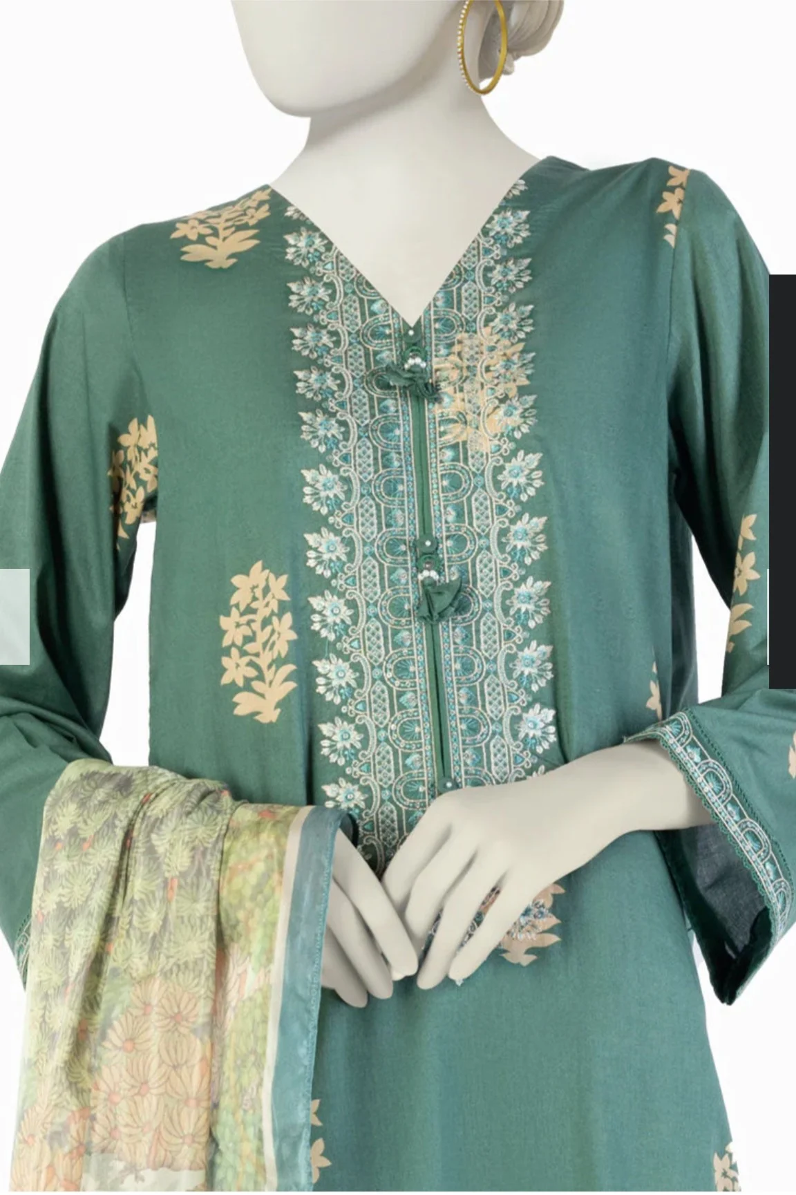 3 pc Embroidered lawn - Image 2