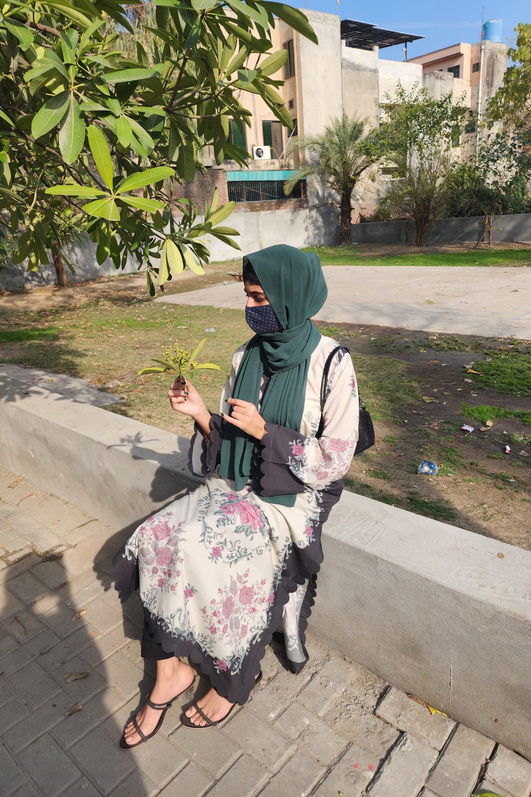 printed cambric kaftan ( unstitch)