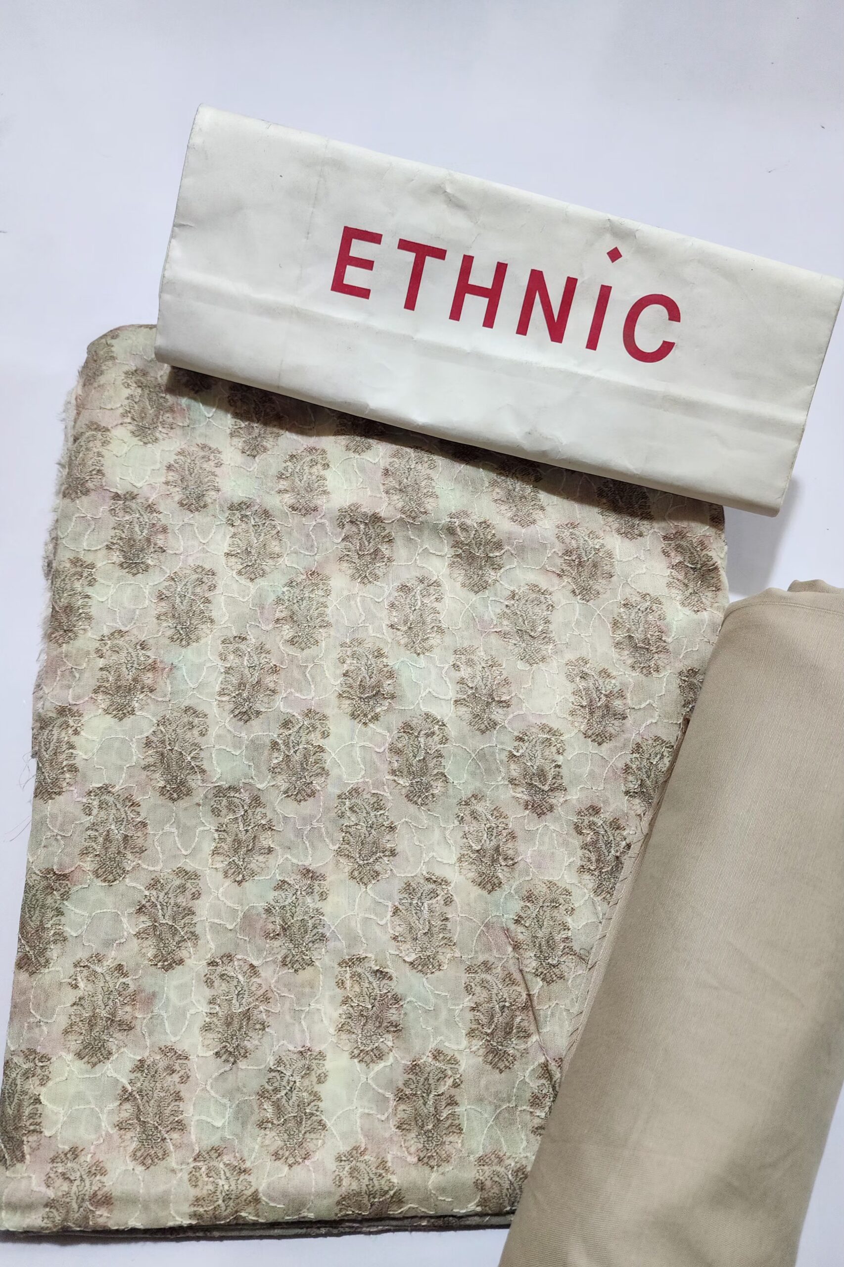 2 pc chikankari Lawn