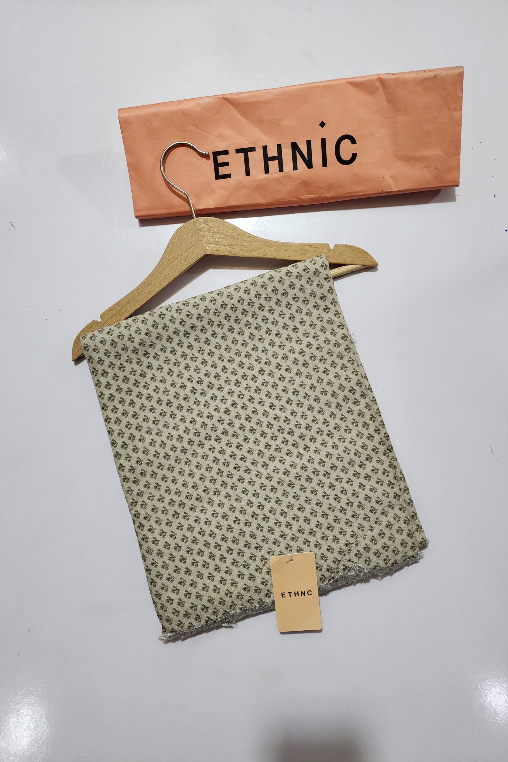 1 pc raw silk printed shirt (1.7 yard)